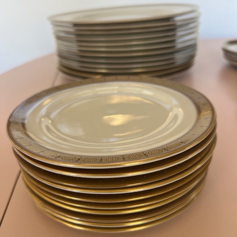 VINTAGE GORHAM MING TAN DINNER PLATES, BREAD PLATES AND COFFEE CUPS
